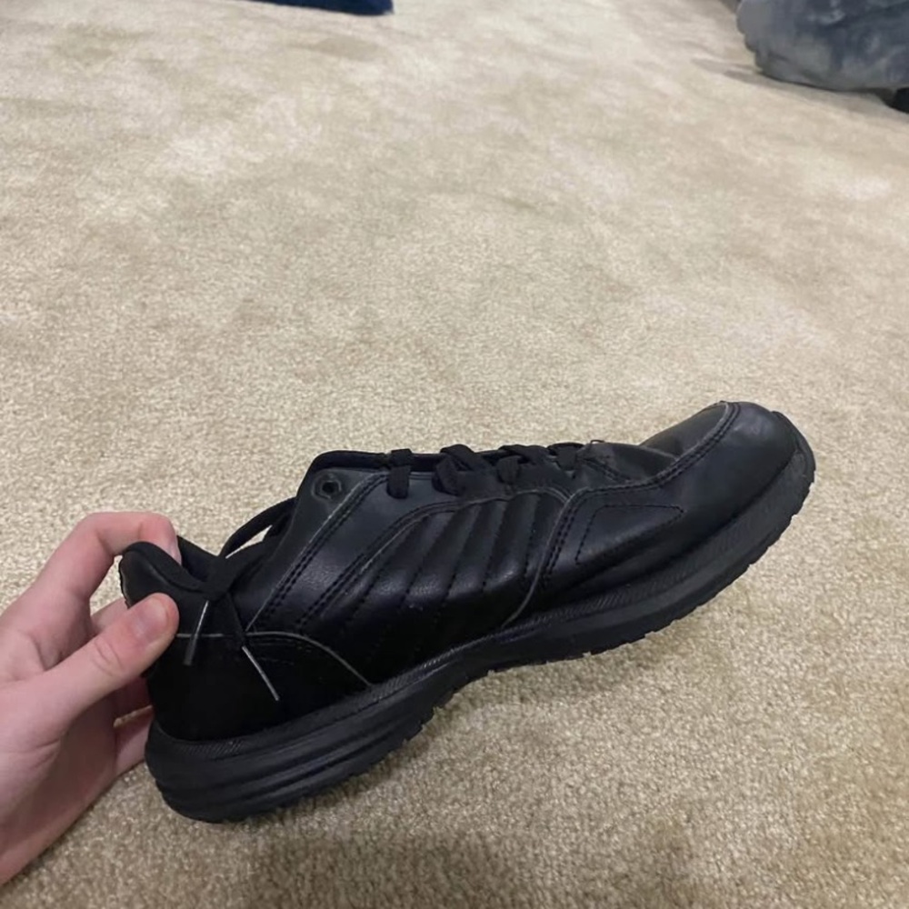 Non slip shoes